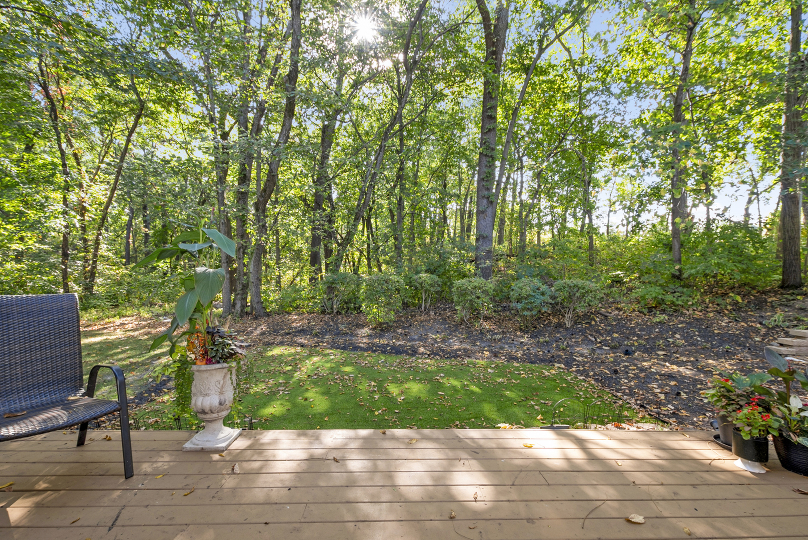 9051 Archer Avenue, Willow Springs, IL 60480