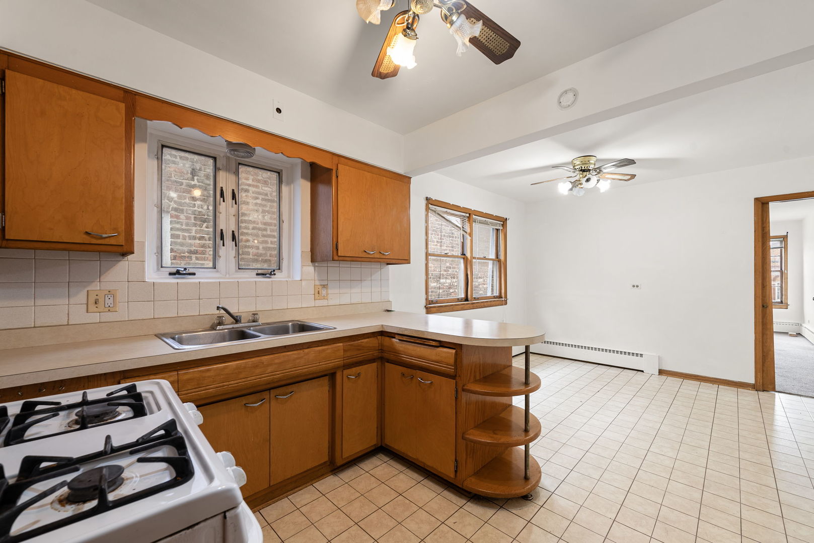 1833 Oak Park Avenue, Berwyn, IL 60402