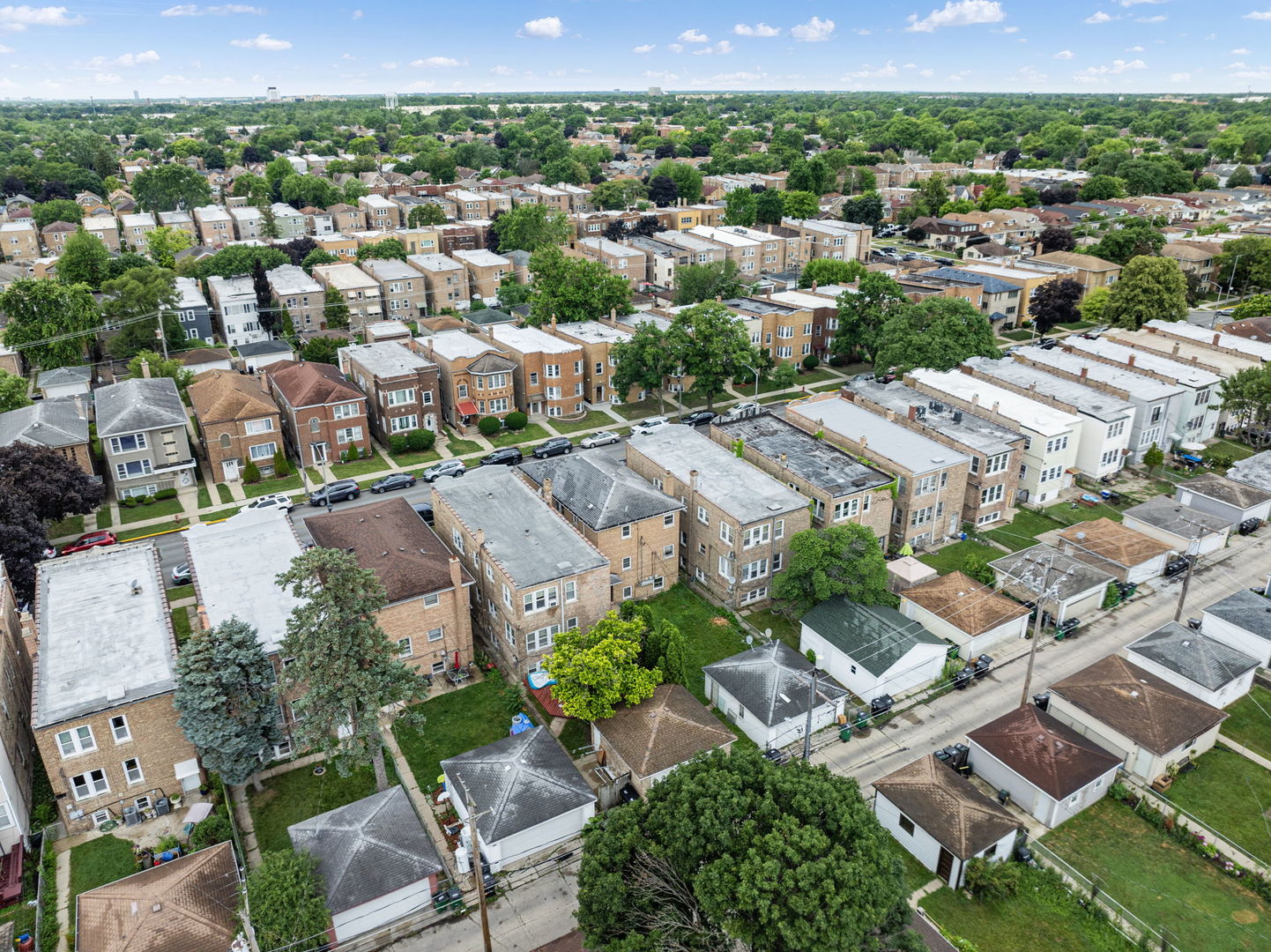 1833 Oak Park Avenue, Berwyn, IL 60402
