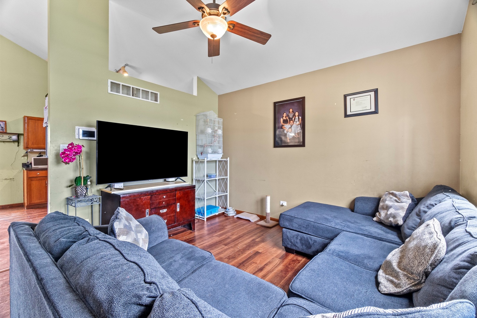 2812 Clearview Drive, Joliet, IL 60436