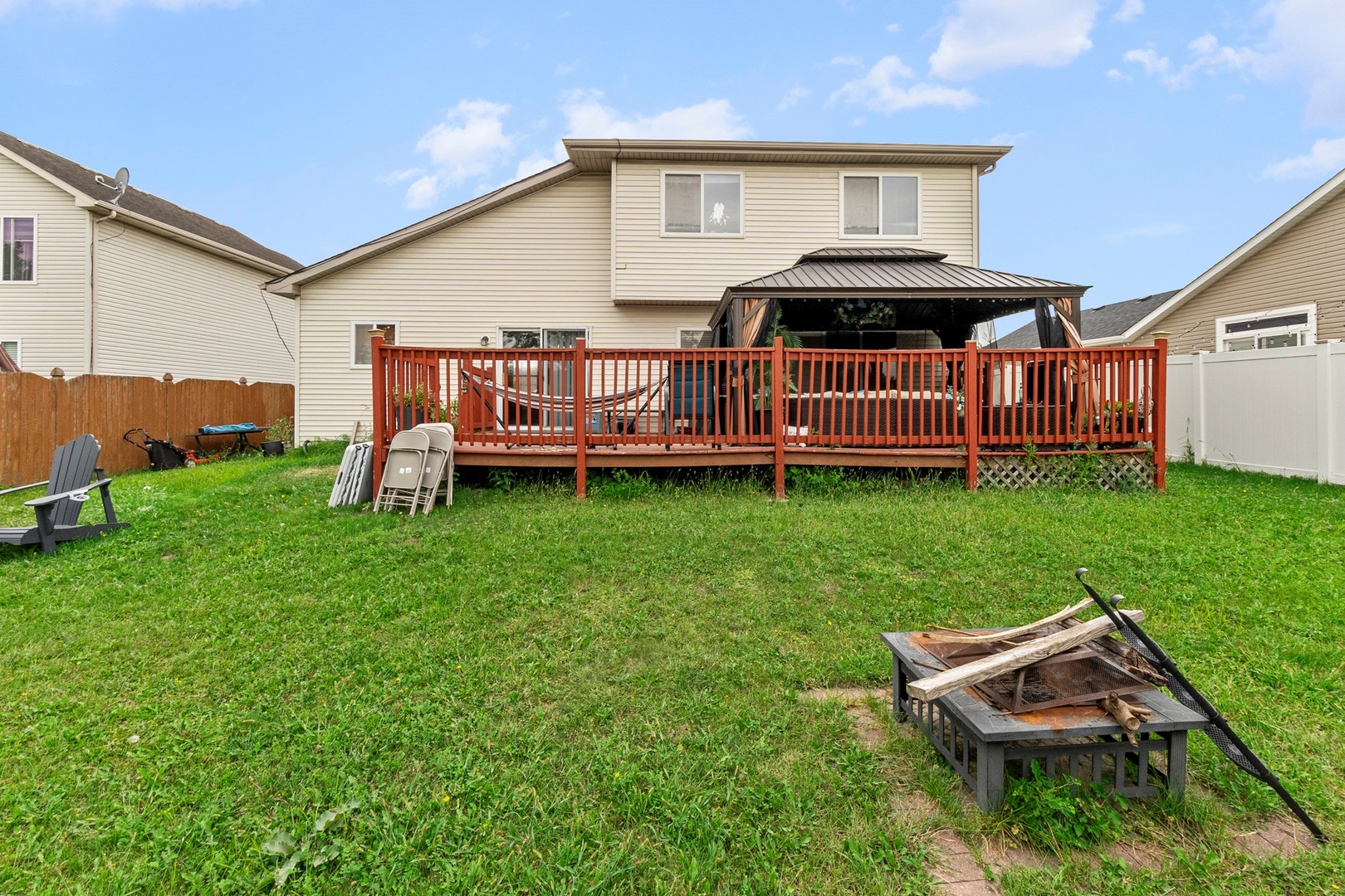 2812 Clearview Drive, Joliet, IL 60436