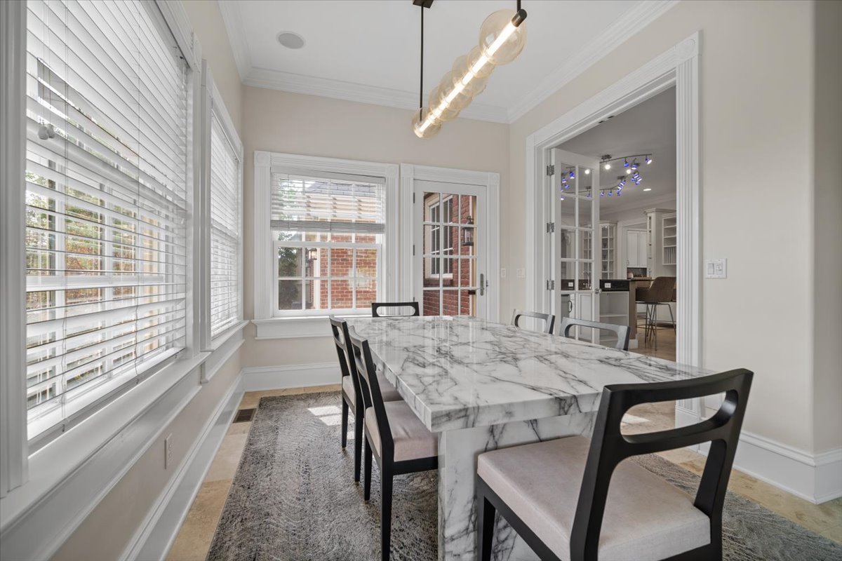 1 Worthington Court, Bloomington, IL 61704