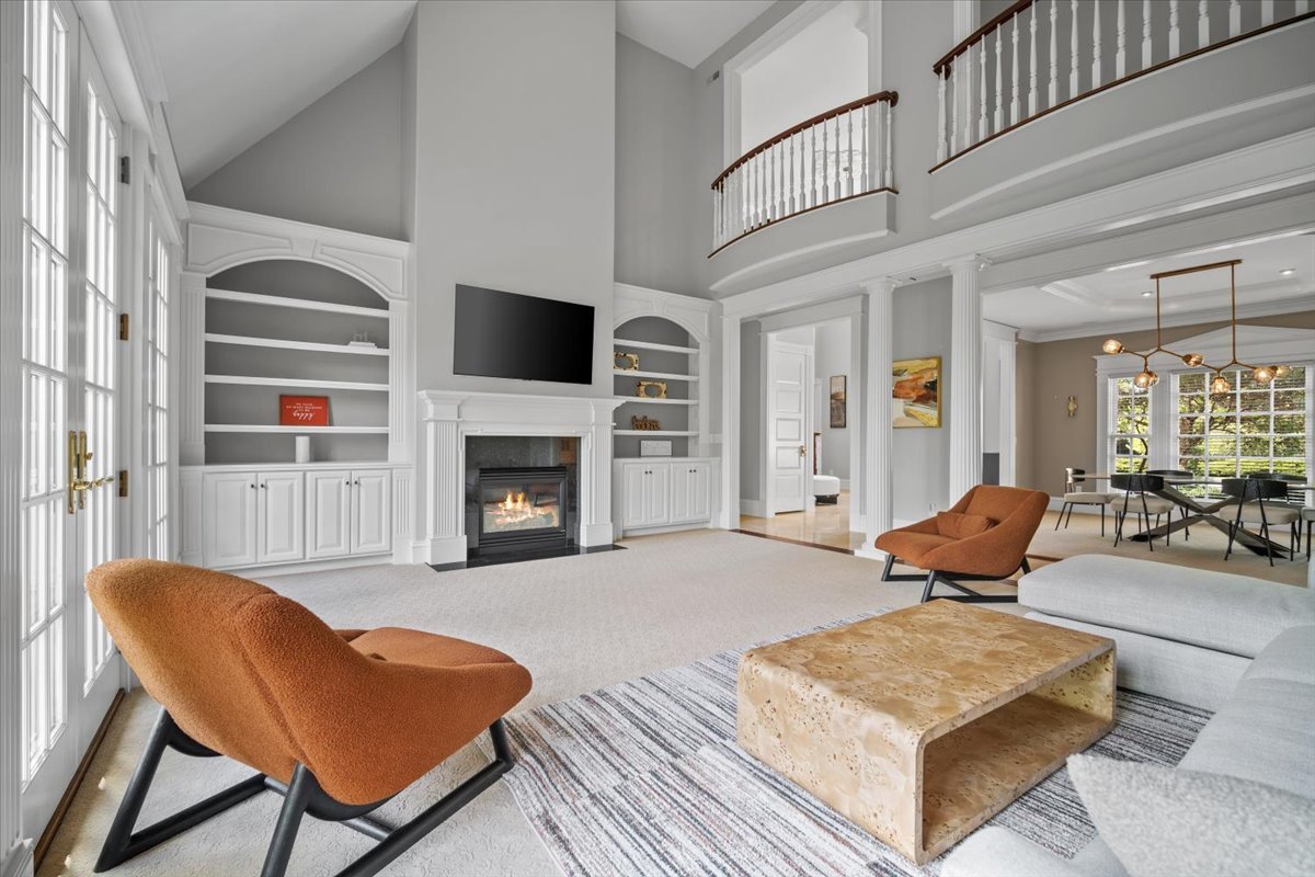 1 Worthington Court, Bloomington, IL 61704