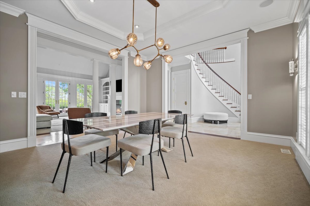 1 Worthington Court, Bloomington, IL 61704