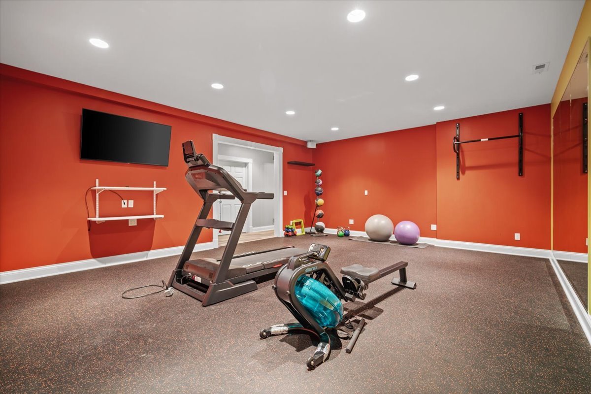 1 Worthington Court, Bloomington, IL 61704