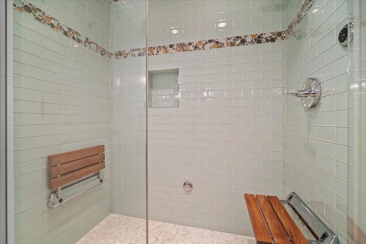 1 Worthington Court, Bloomington, IL 61704