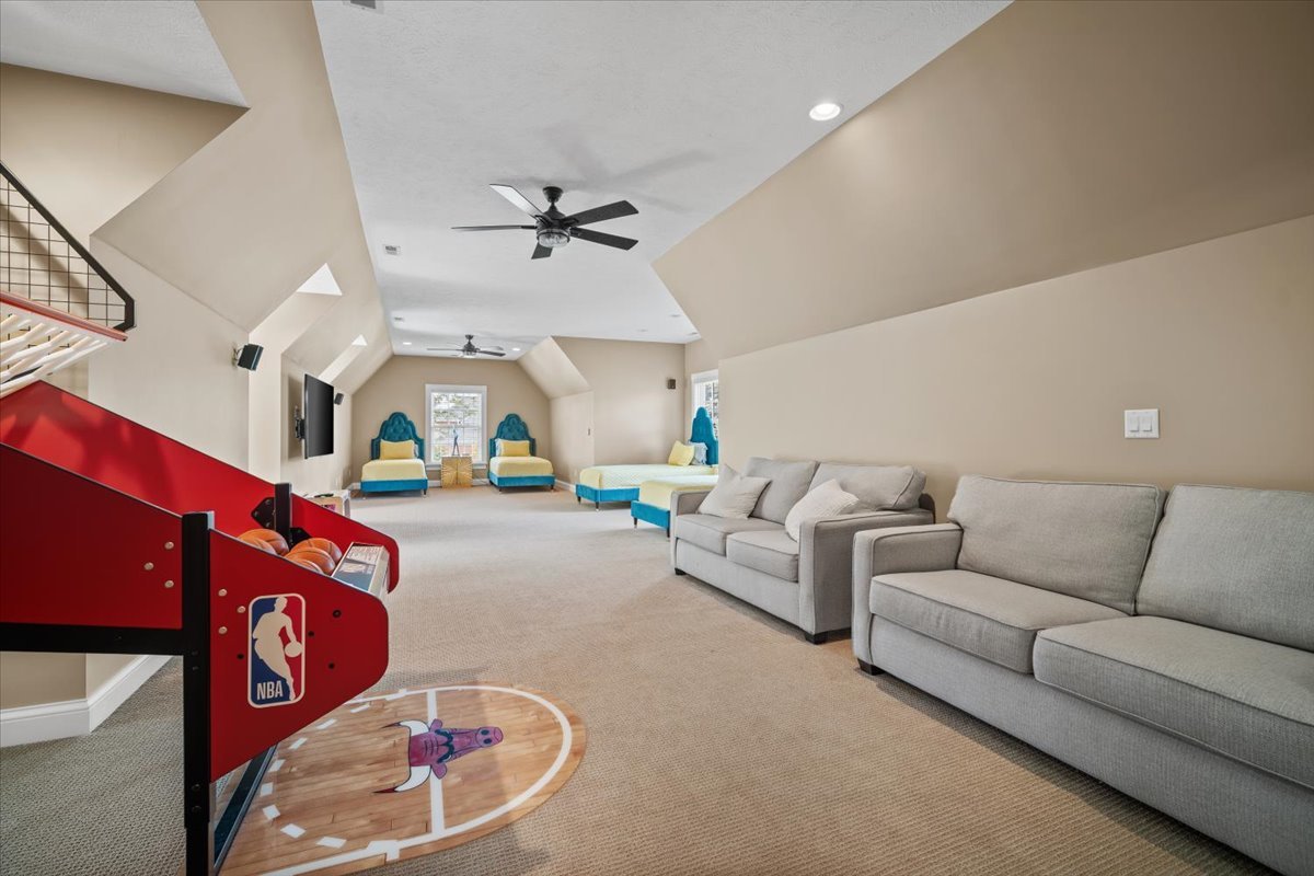 1 Worthington Court, Bloomington, IL 61704