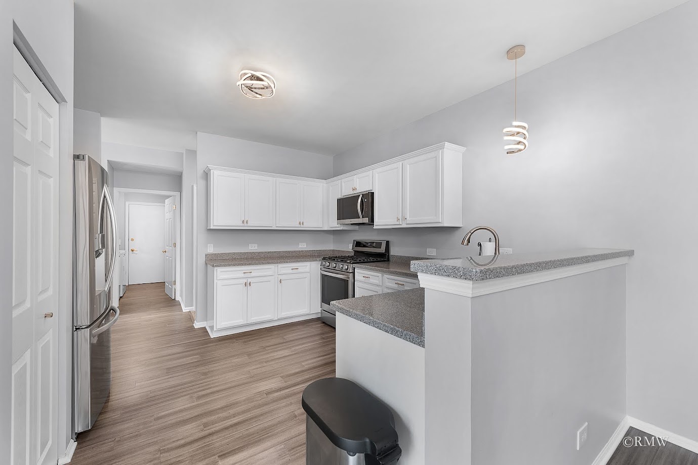 101 Bay Drive, Itasca, IL 60143