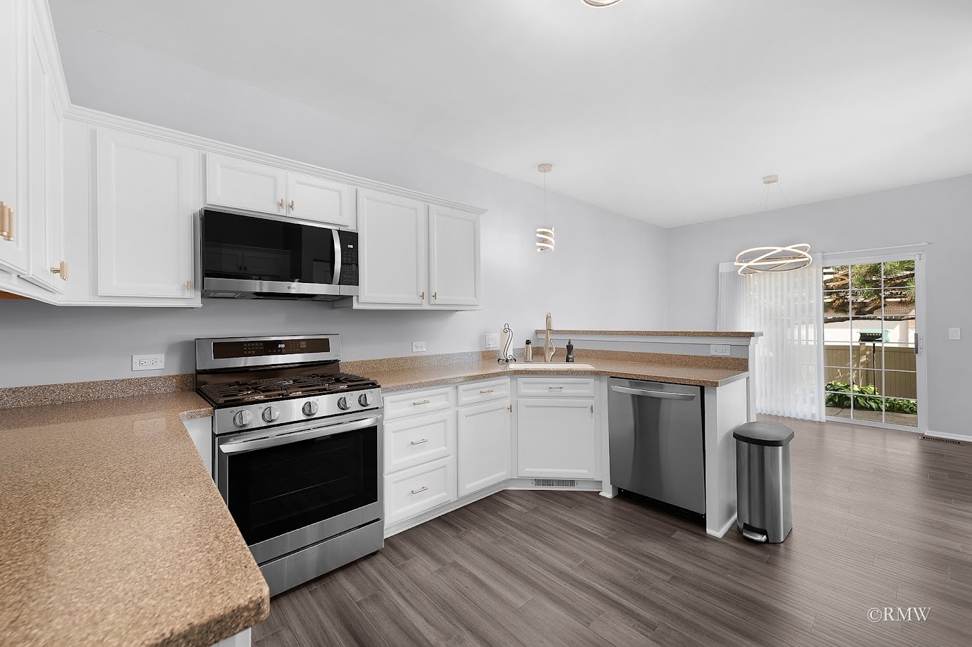 101 Bay Drive, Itasca, IL 60143