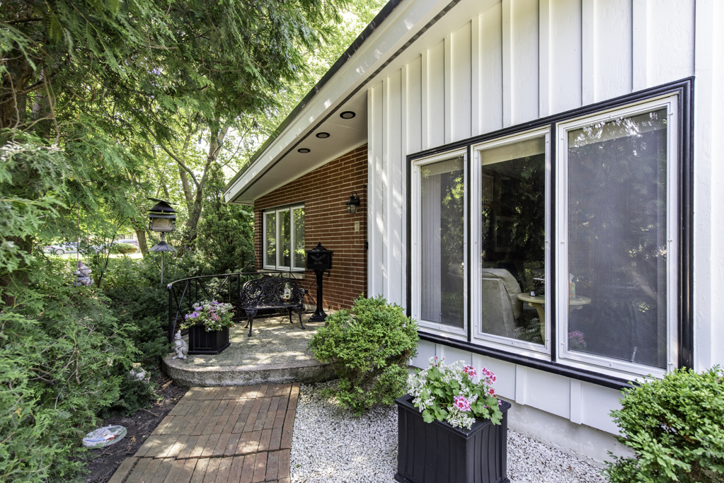 1810 5th Street, Winthrop Harbor, IL 60096