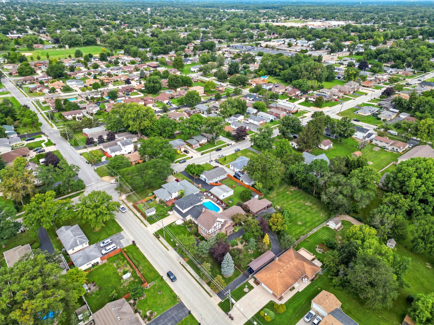 15641 Laramie Avenue, Oak Forest, IL 60452