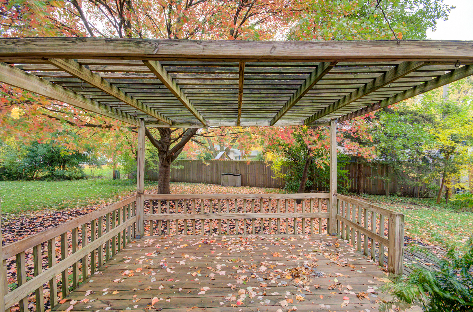 209 W Gartner Road, Naperville, IL 60540