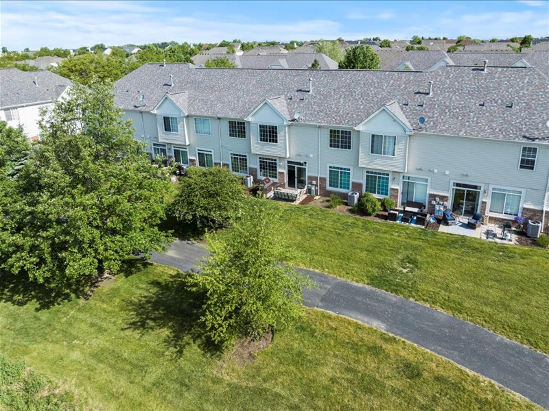 2147 Pembridge Lane, Joliet, IL 60431