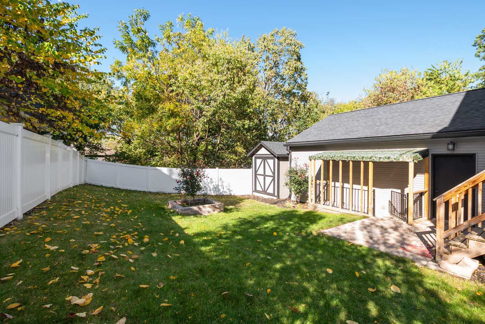 1112 Vinewood Avenue, Willow Springs, IL 60480