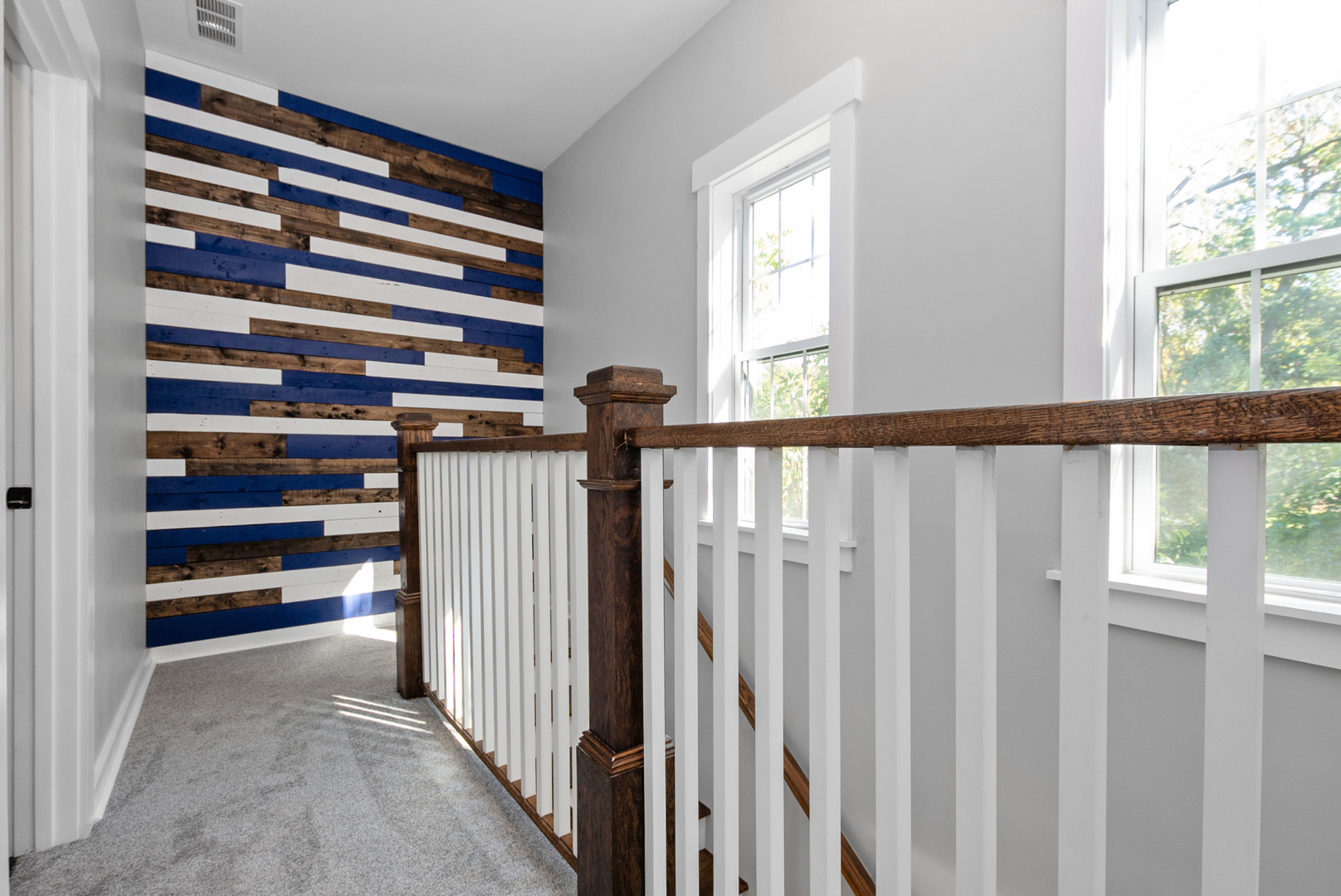 1112 Vinewood Avenue, Willow Springs, IL 60480