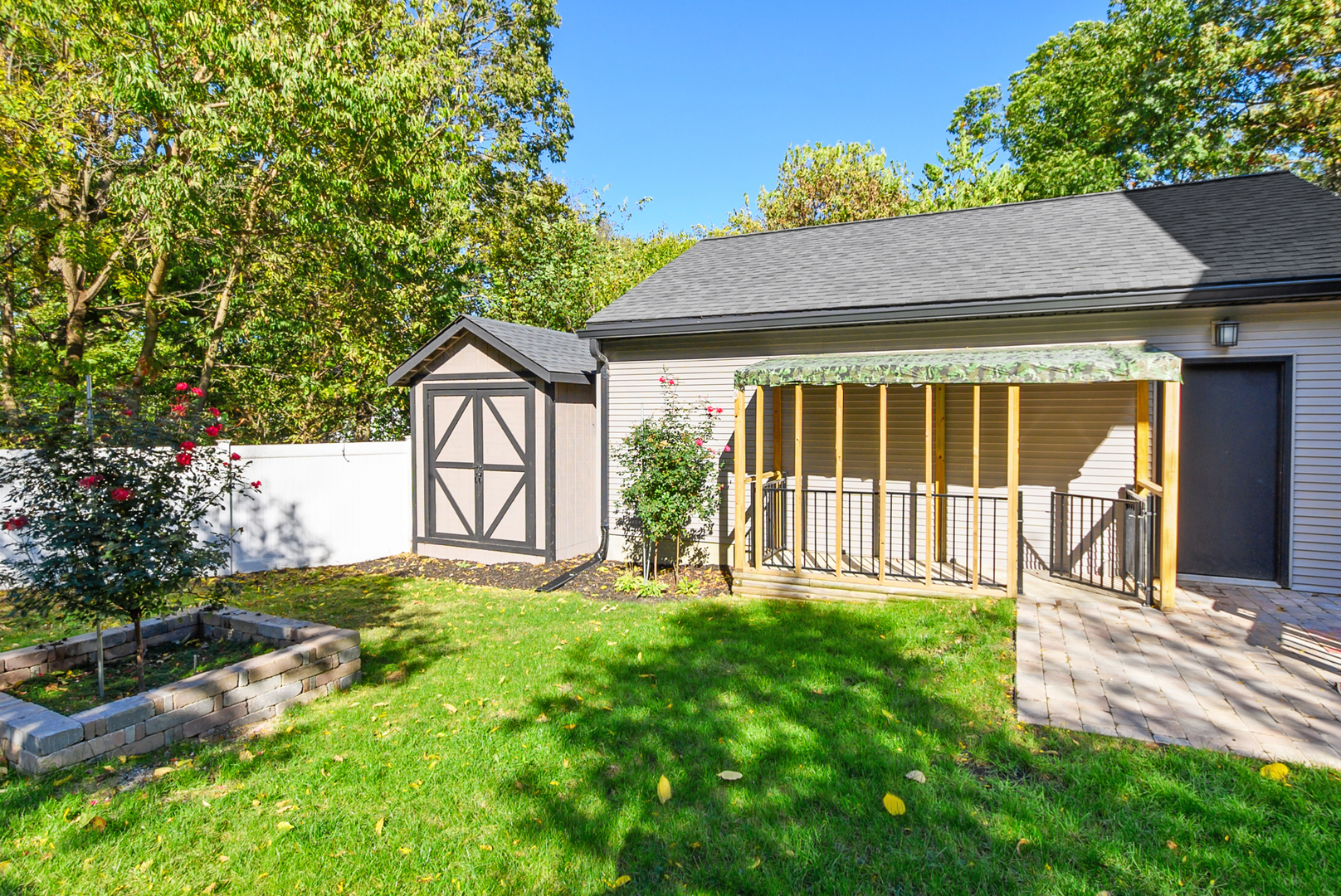 1112 Vinewood Avenue, Willow Springs, IL 60480