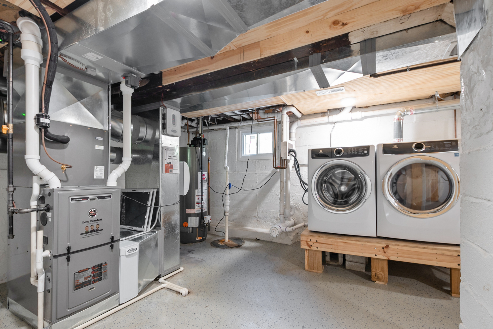 1112 Vinewood Avenue, Willow Springs, IL 60480