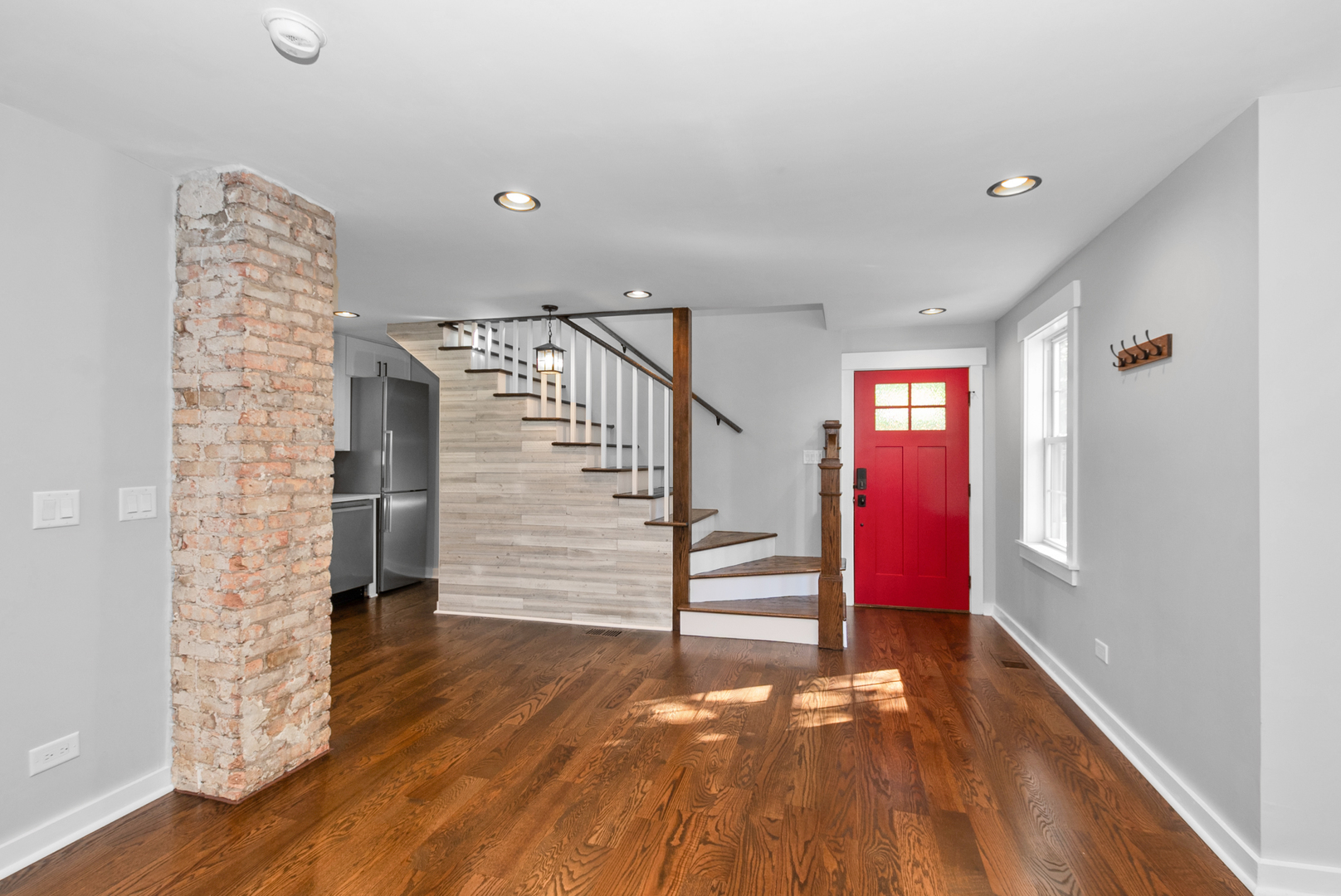 1112 Vinewood Avenue, Willow Springs, IL 60480