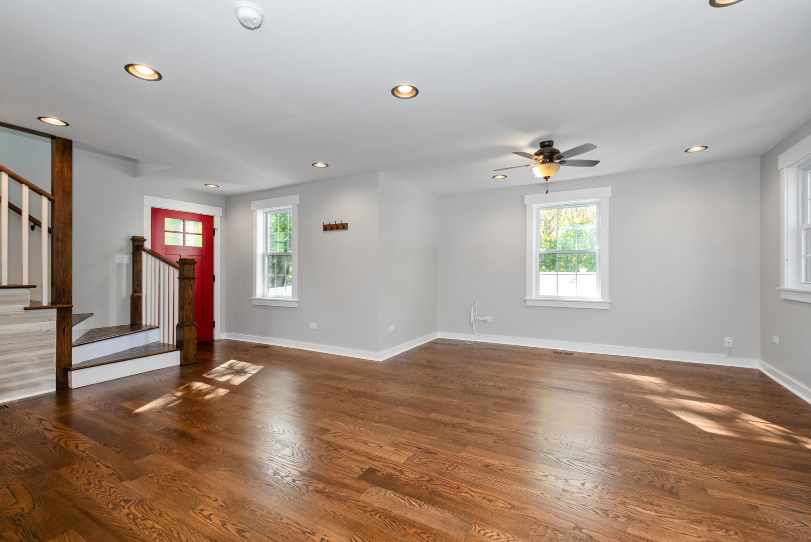 1112 Vinewood Avenue, Willow Springs, IL 60480