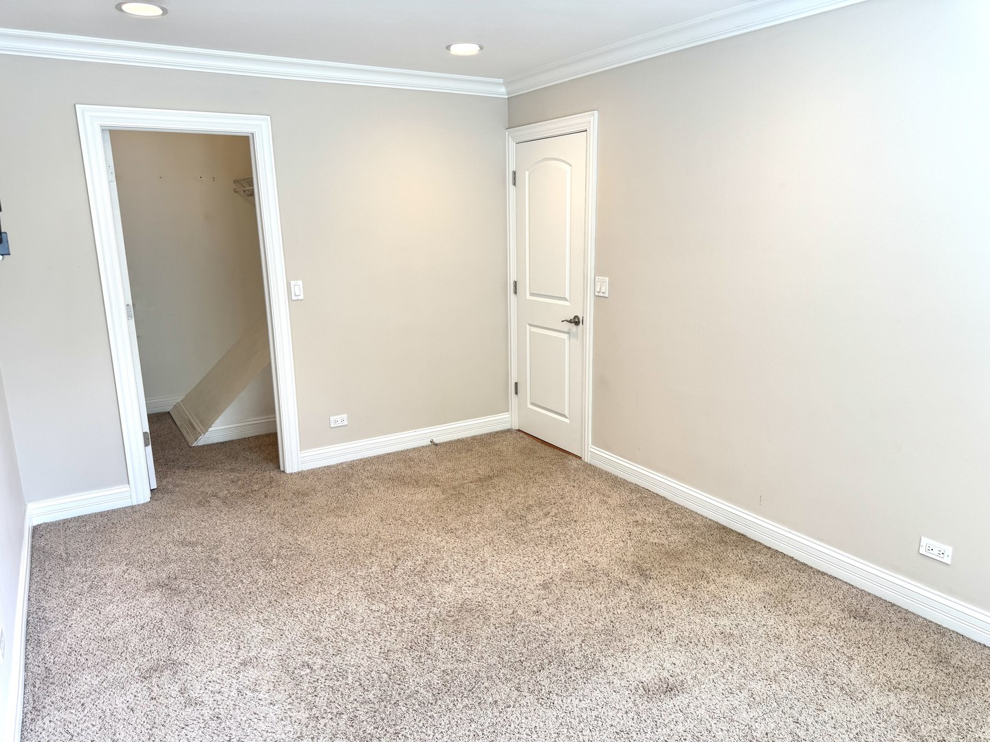 344 Mallard Court, Vernon Hills, IL 60061