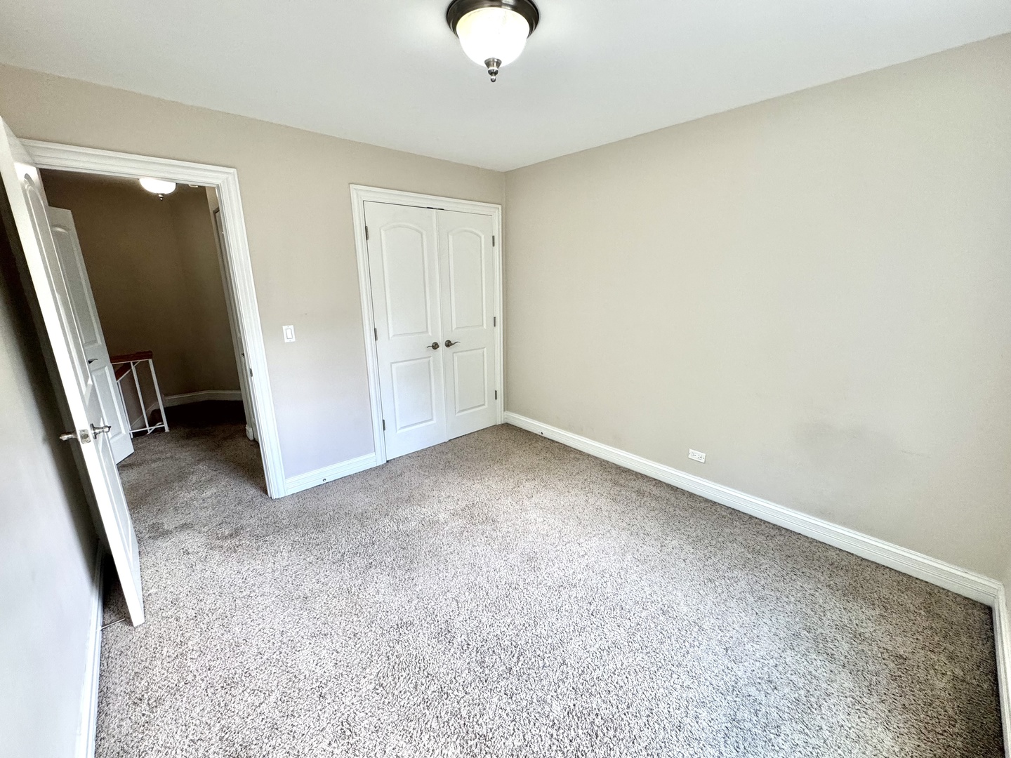 344 Mallard Court, Vernon Hills, IL 60061