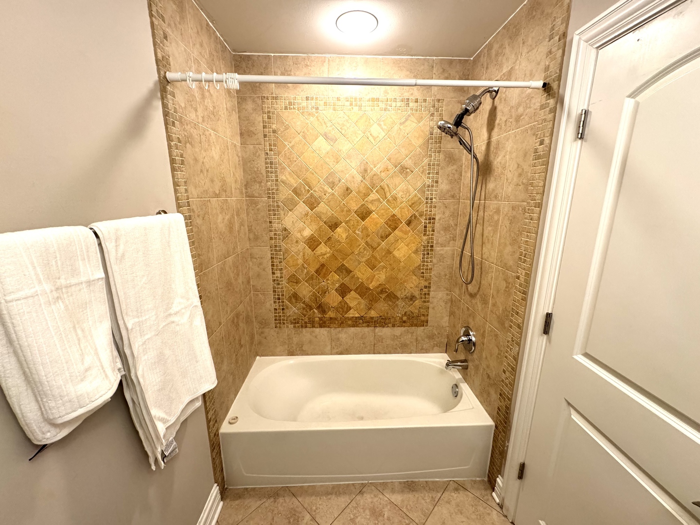 344 Mallard Court, Vernon Hills, IL 60061