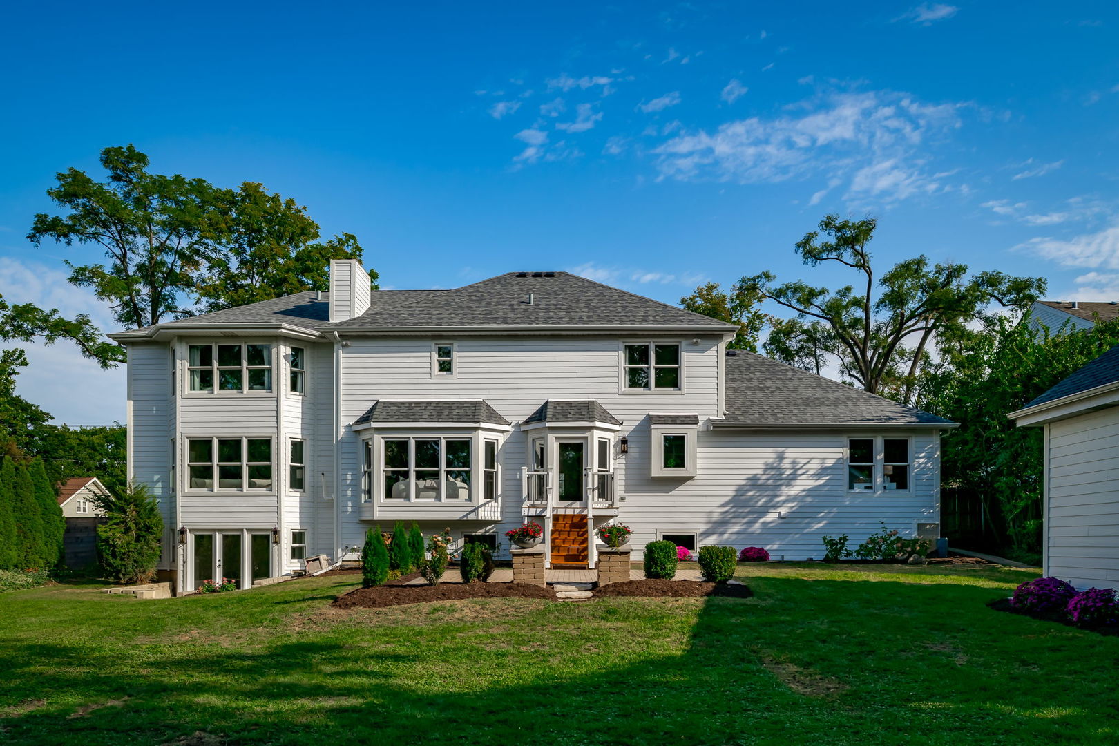 369 Hawthorne Boulevard, Glen Ellyn, IL 60137