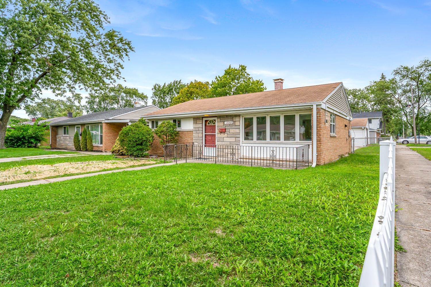17257 PARK Avenue, Lansing, IL 60438