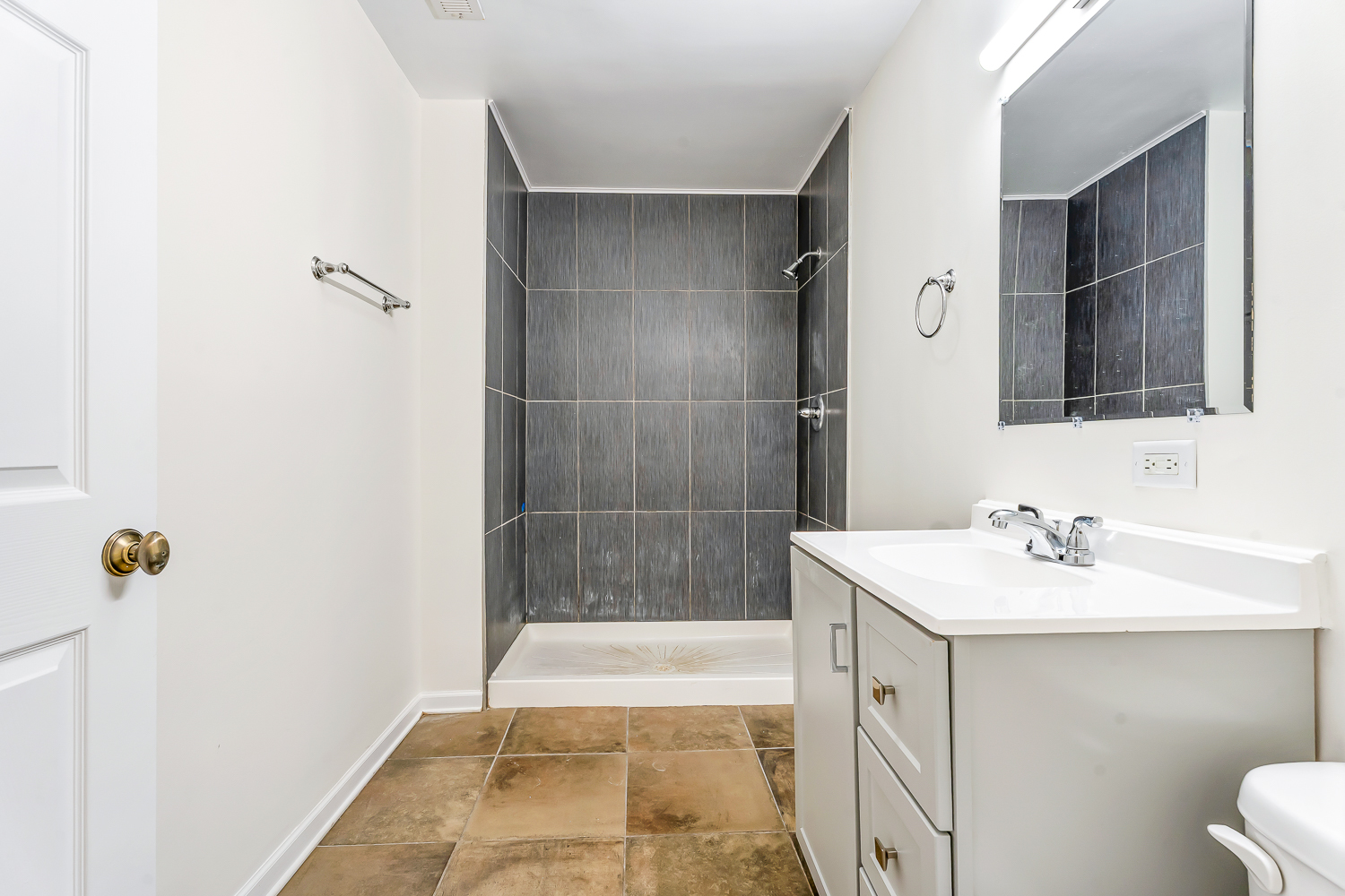 17257 PARK Avenue, Lansing, IL 60438