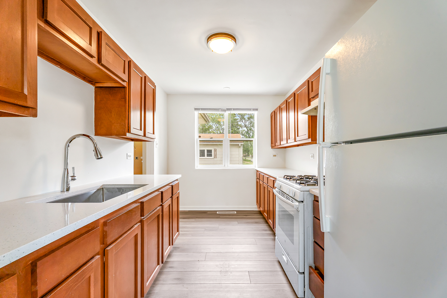 17257 PARK Avenue, Lansing, IL 60438