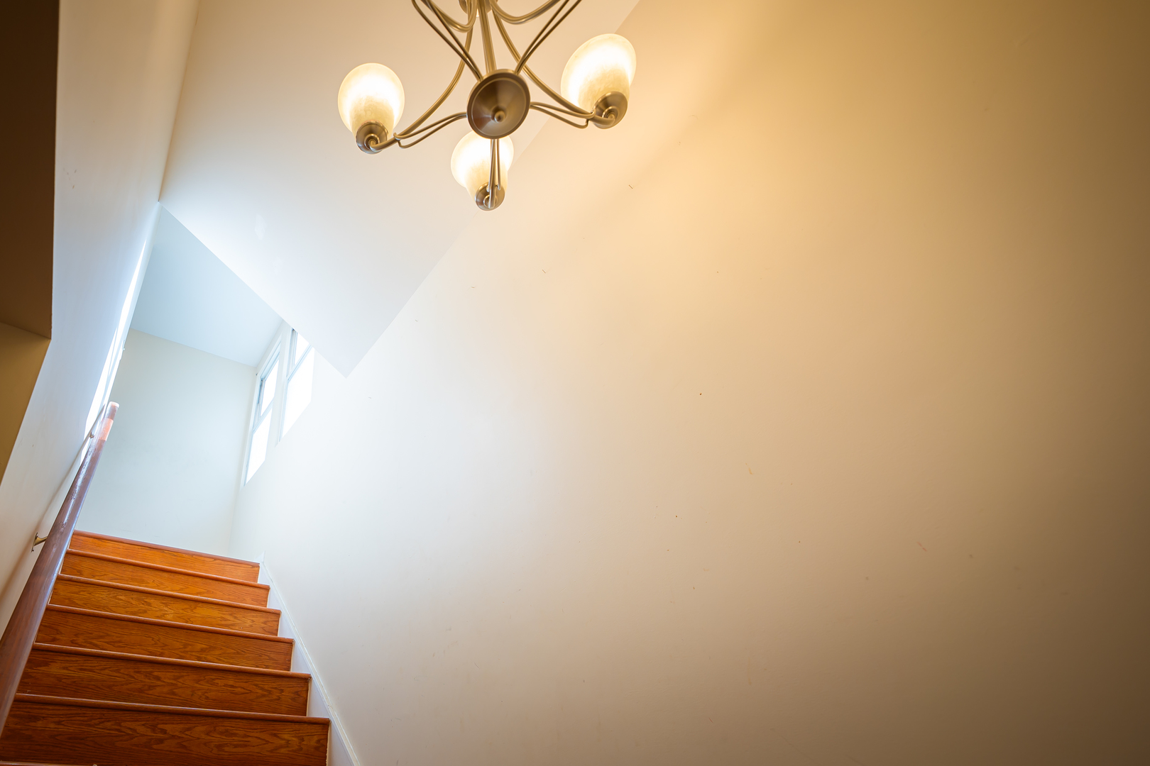 2711 W 98TH Place, Evergreen Park, IL 60805