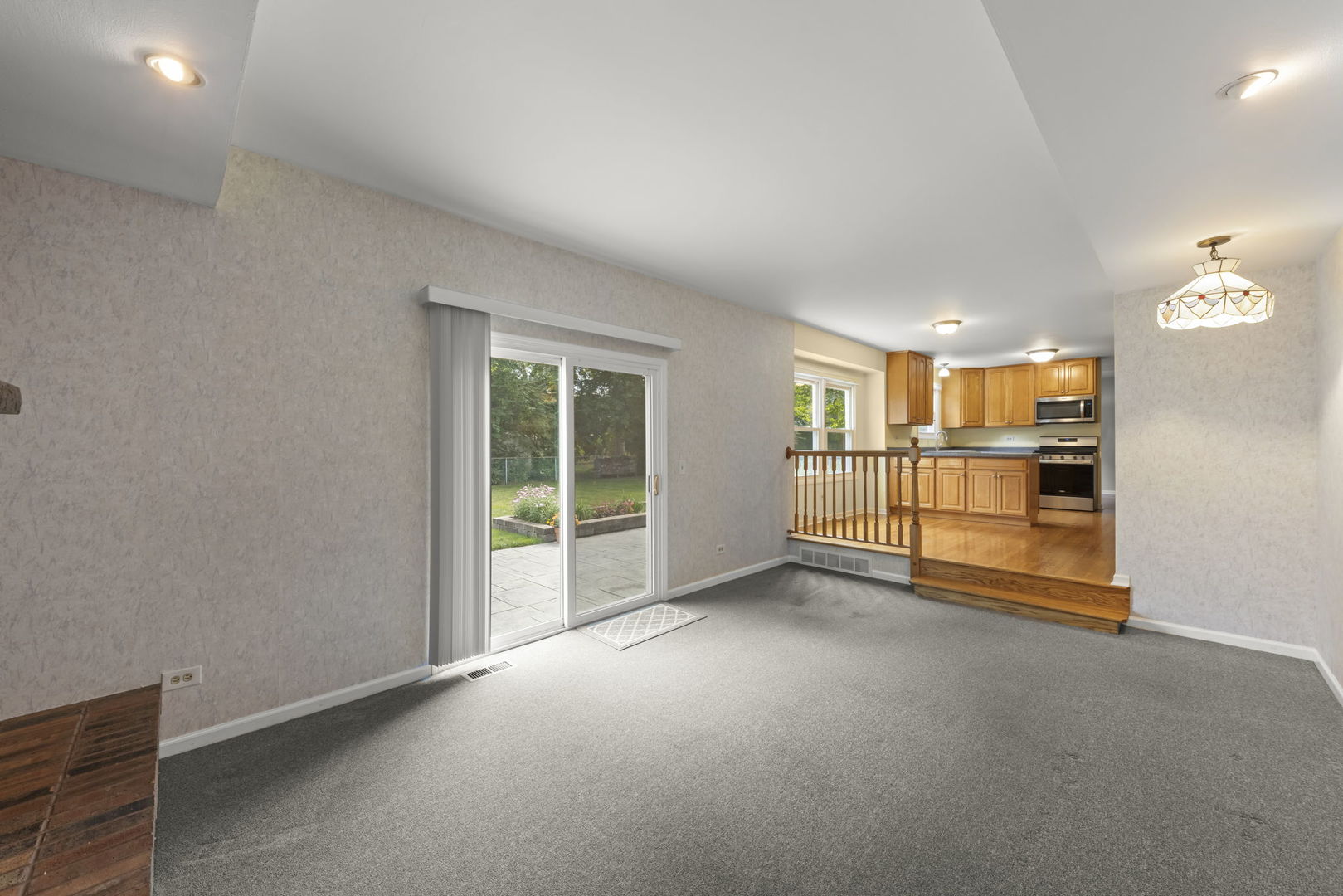 4525 Waubansie Lane, Lisle, IL 60532
