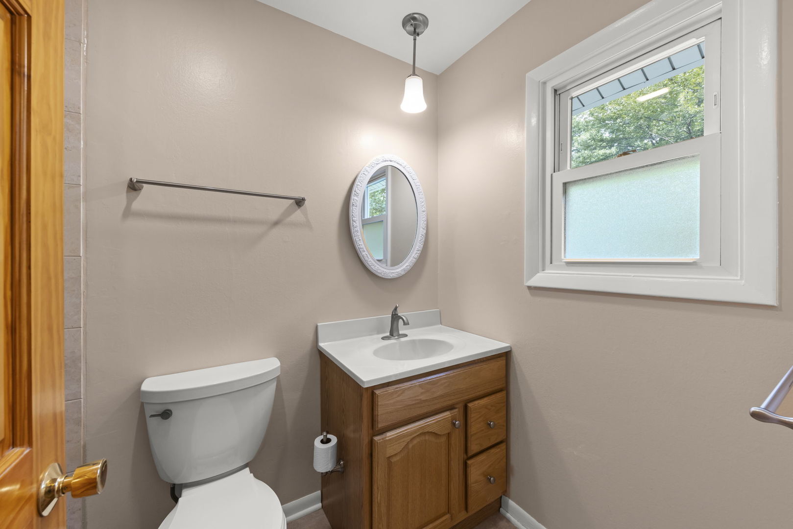 4525 Waubansie Lane, Lisle, IL 60532