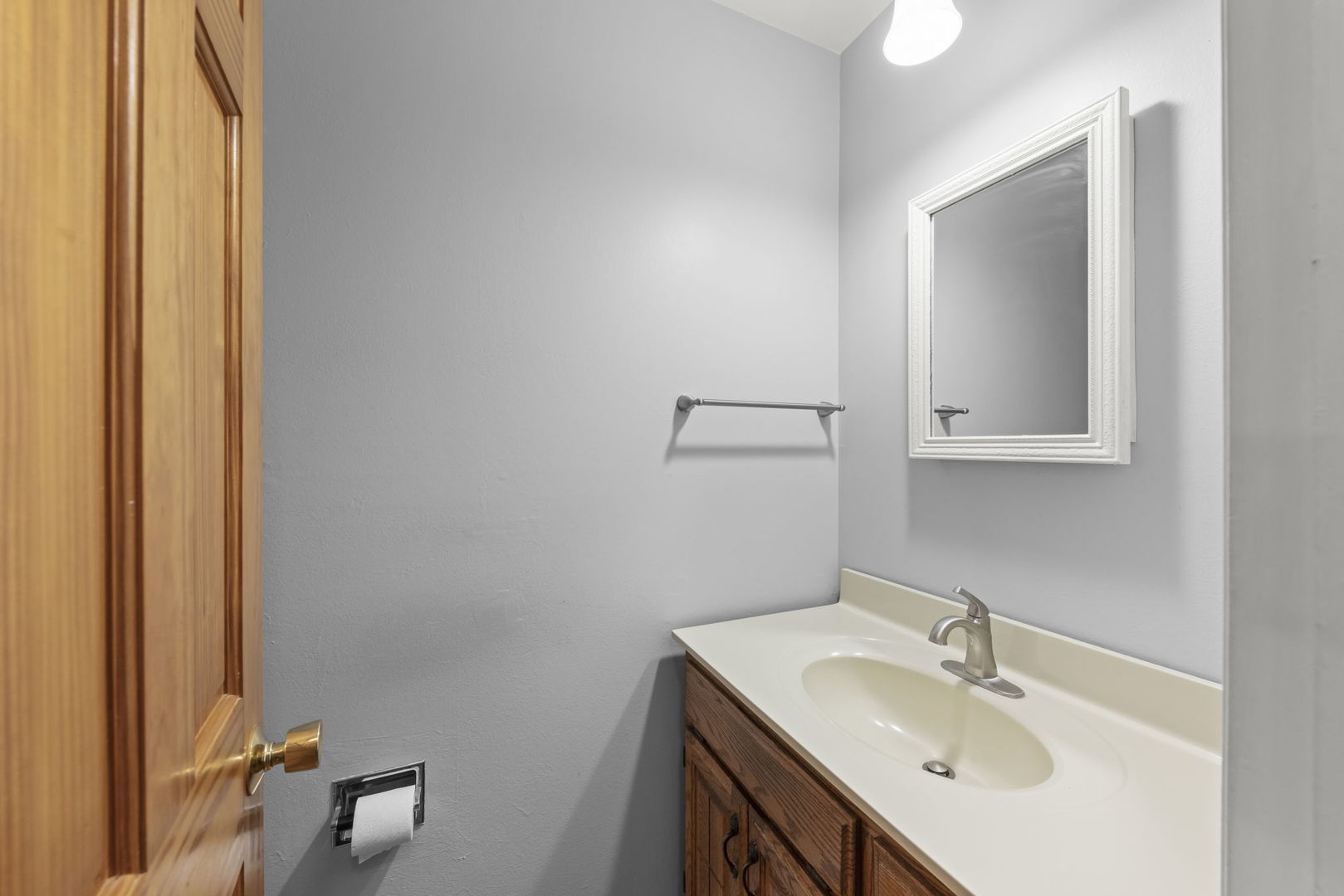 4525 Waubansie Lane, Lisle, IL 60532