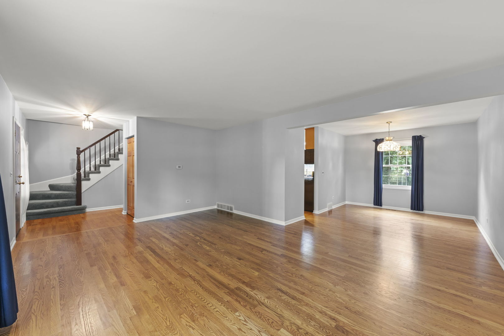 4525 Waubansie Lane, Lisle, IL 60532