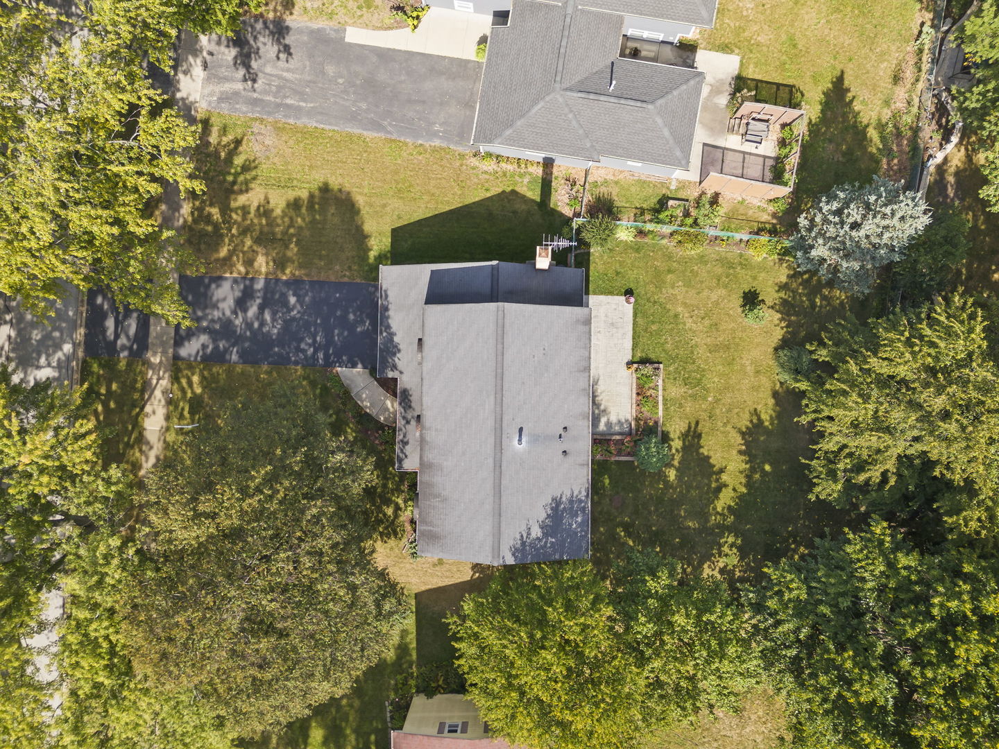4525 Waubansie Lane, Lisle, IL 60532