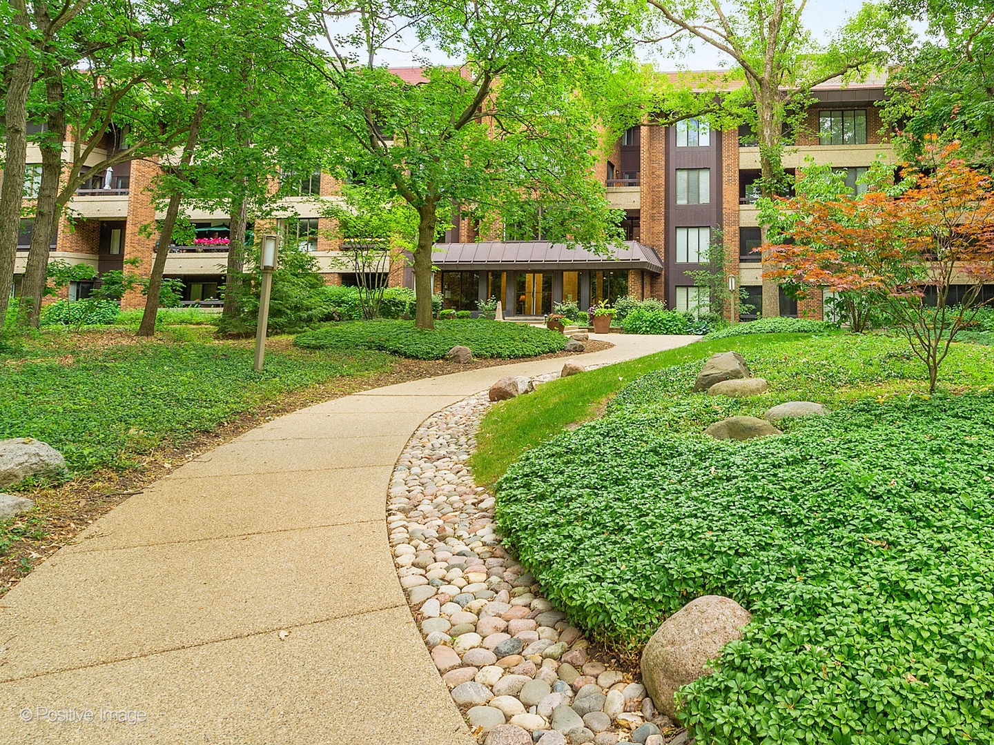 1401 Burr Oak Road #309B, Hinsdale, IL 60521