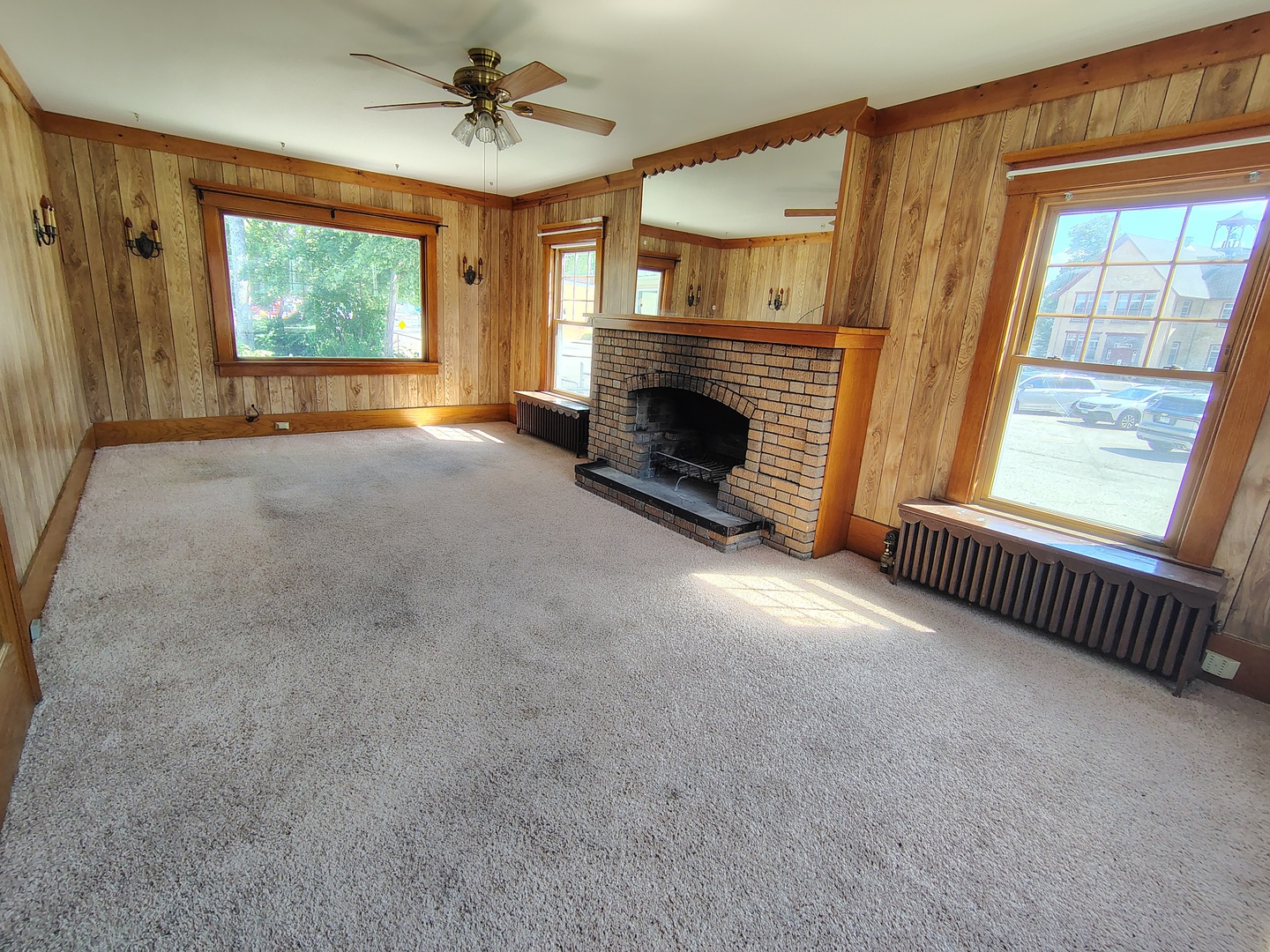 801 Main Street, Antioch, IL 60002