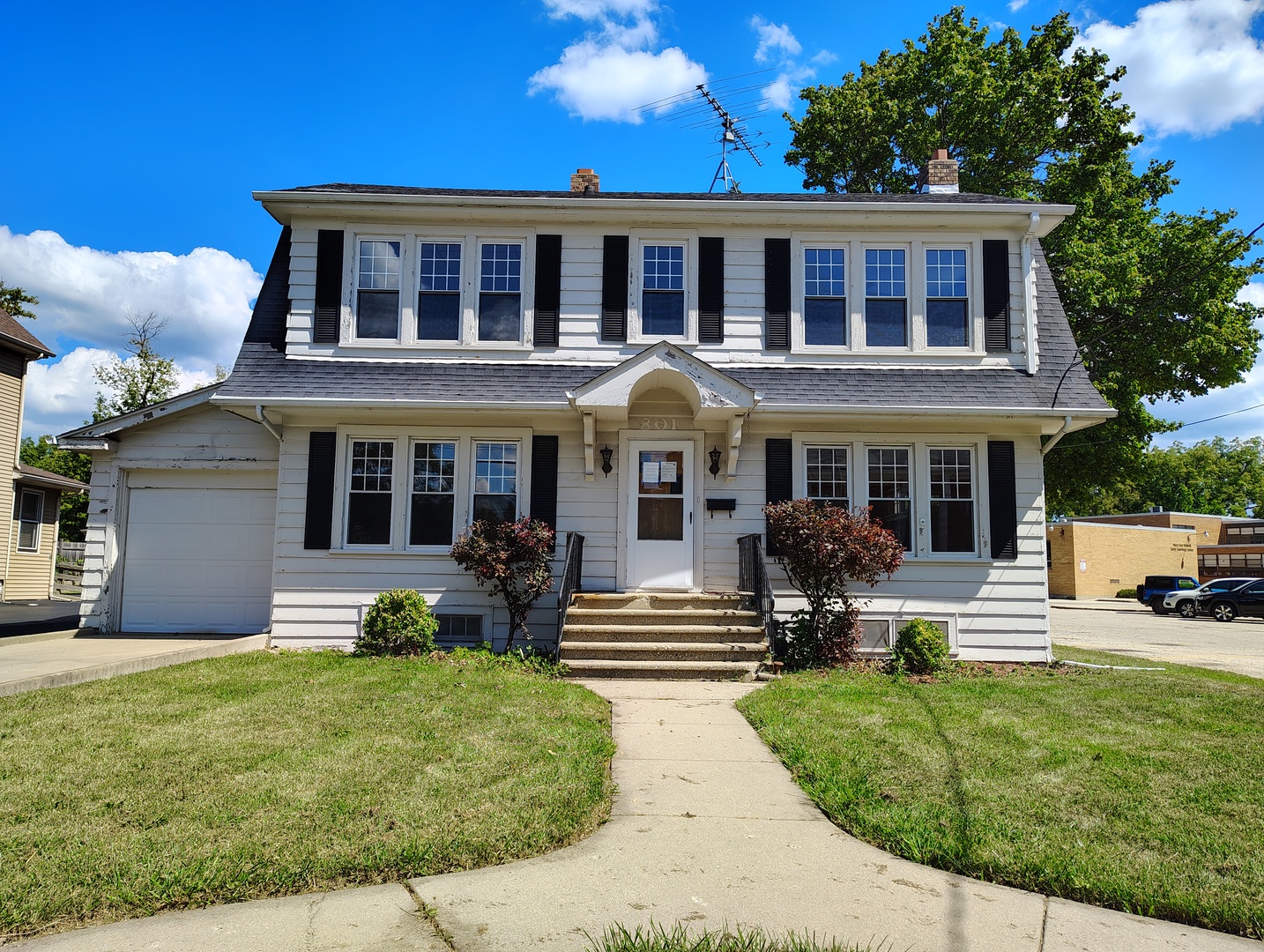 801 Main Street, Antioch, IL 60002