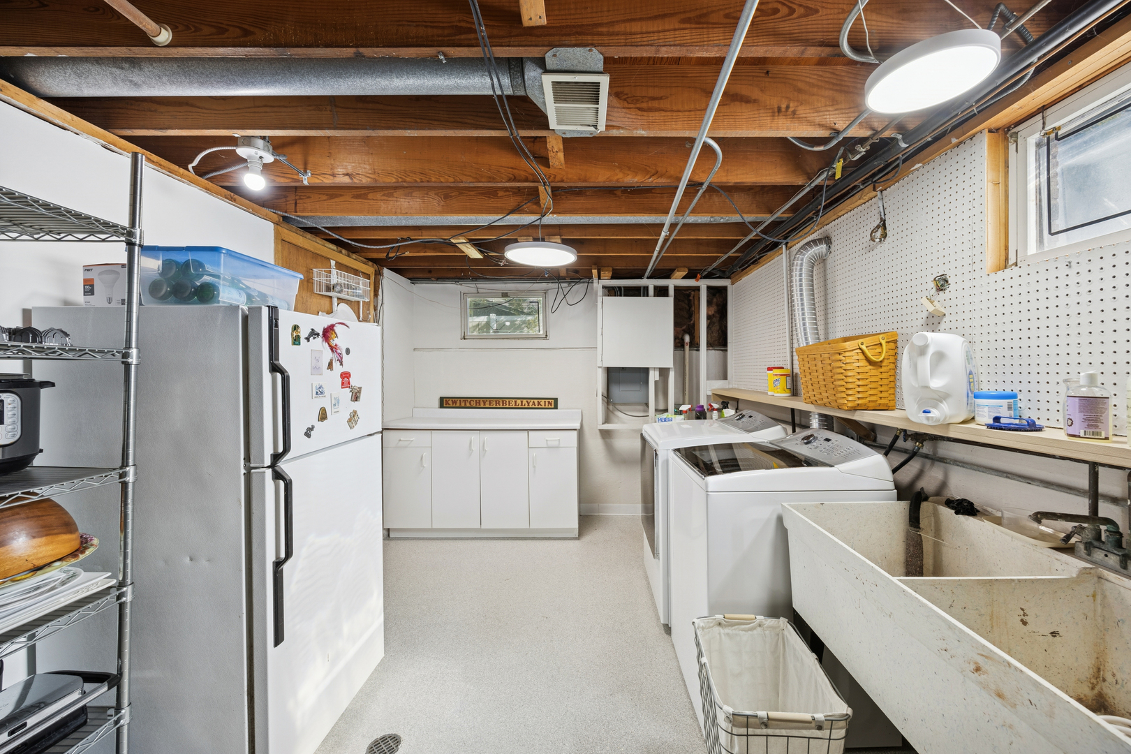 15649 Sierra Drive, Oak Forest, IL 60452