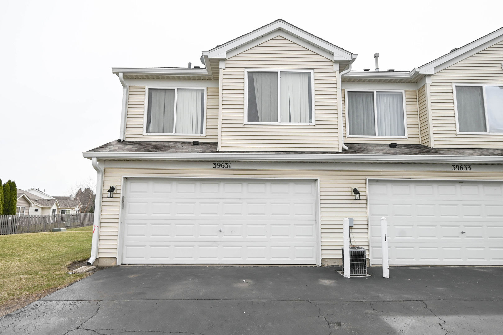39631 N Warren Lane, Beach Park, IL 60083