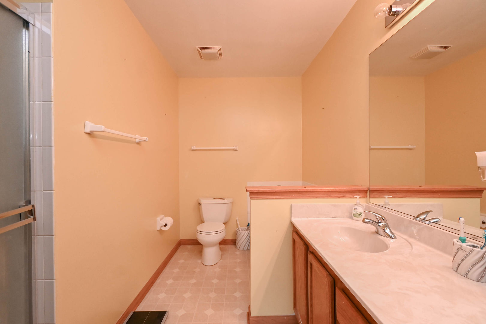 39631 N Warren Lane, Beach Park, IL 60083
