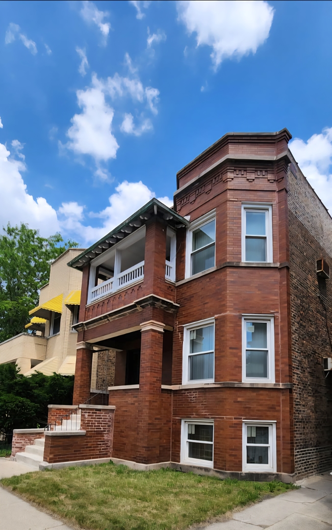 6111 S Vernon Avenue, Chicago, IL 60637