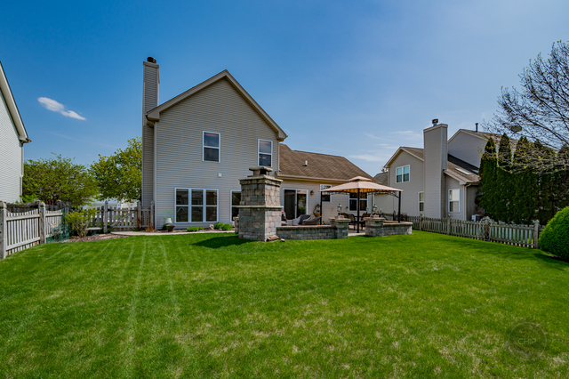 11426 S Belmont Drive, Plainfield, IL 60585