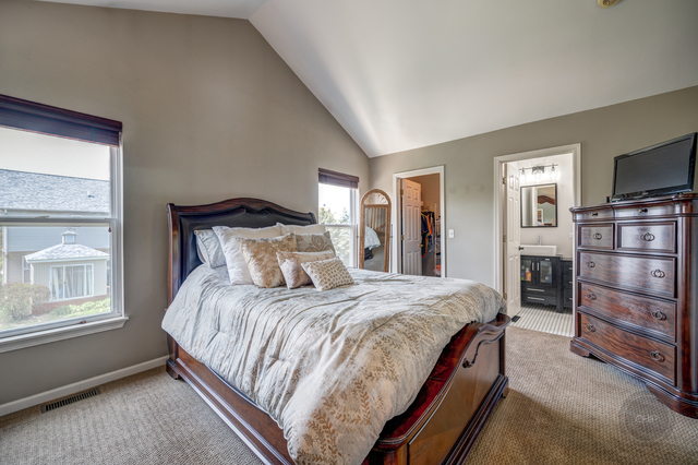 11426 S Belmont Drive, Plainfield, IL 60585