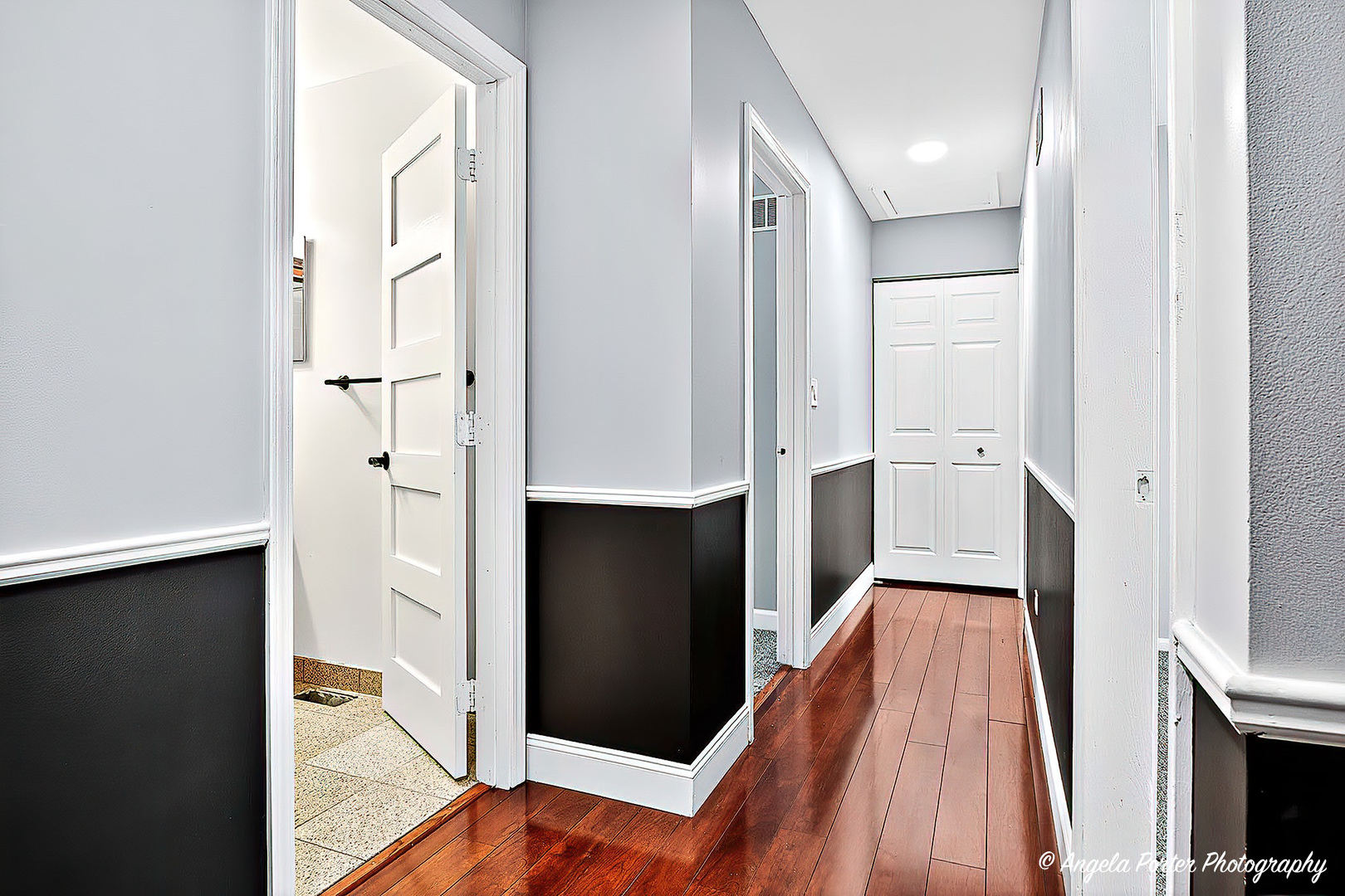 1161 Hampton Lane, Mundelein, IL 60060