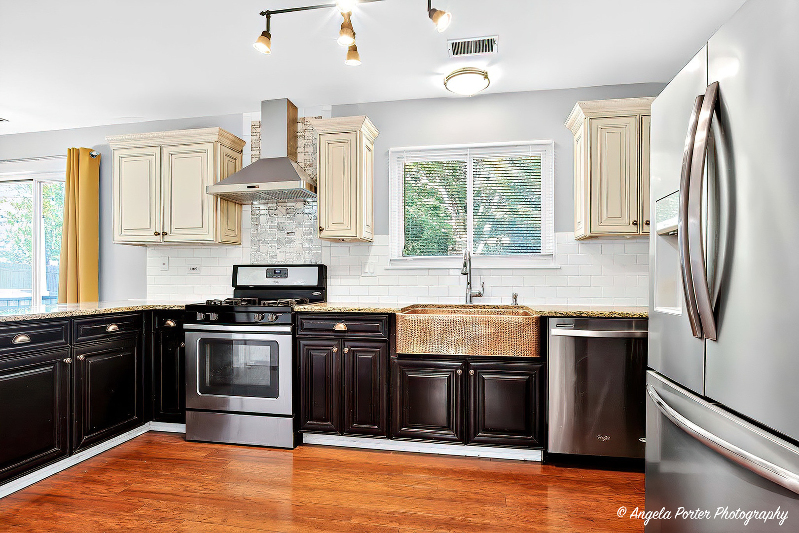 1161 Hampton Lane, Mundelein, IL 60060