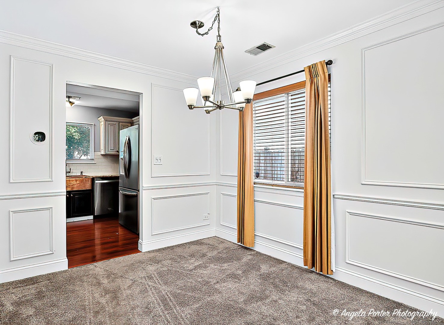 1161 Hampton Lane, Mundelein, IL 60060