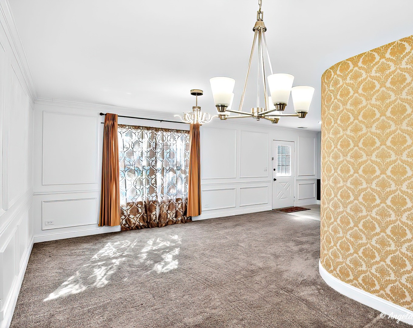 1161 Hampton Lane, Mundelein, IL 60060