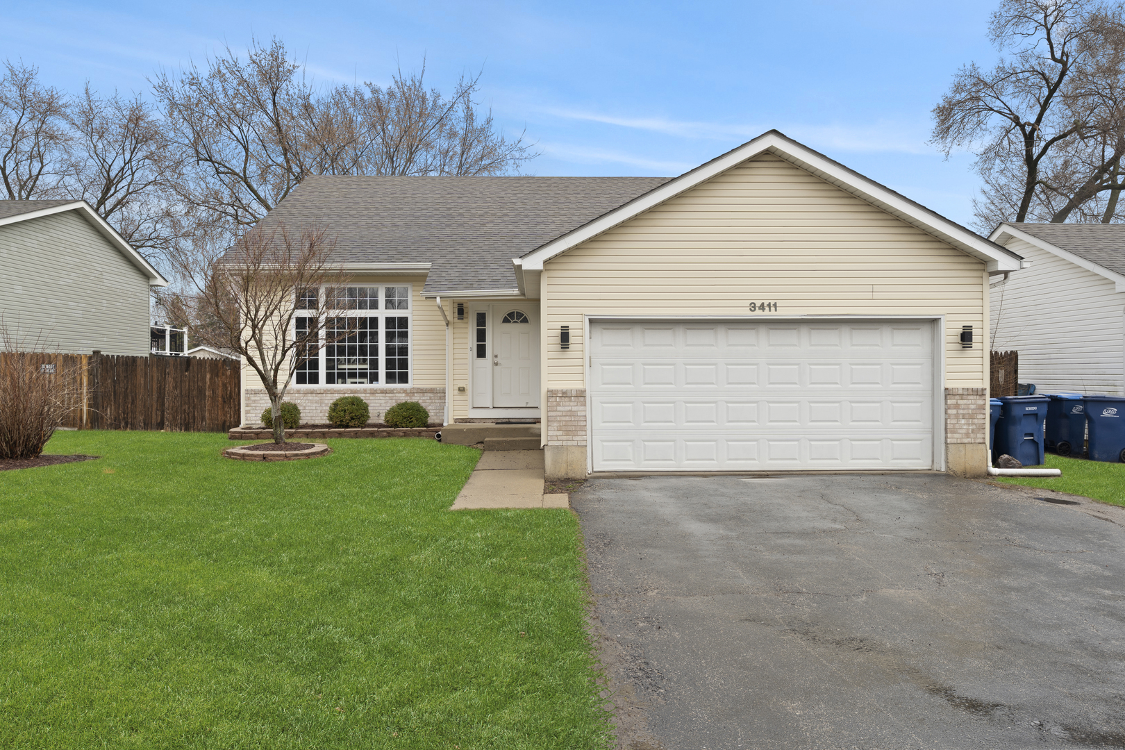 3411 N Lewis Avenue, Waukegan, IL 60087